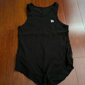 YoungLA - Scooped Ribbed Tank